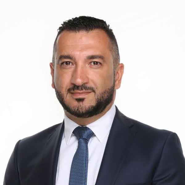 Dr. Mahdiyar Shahbazi